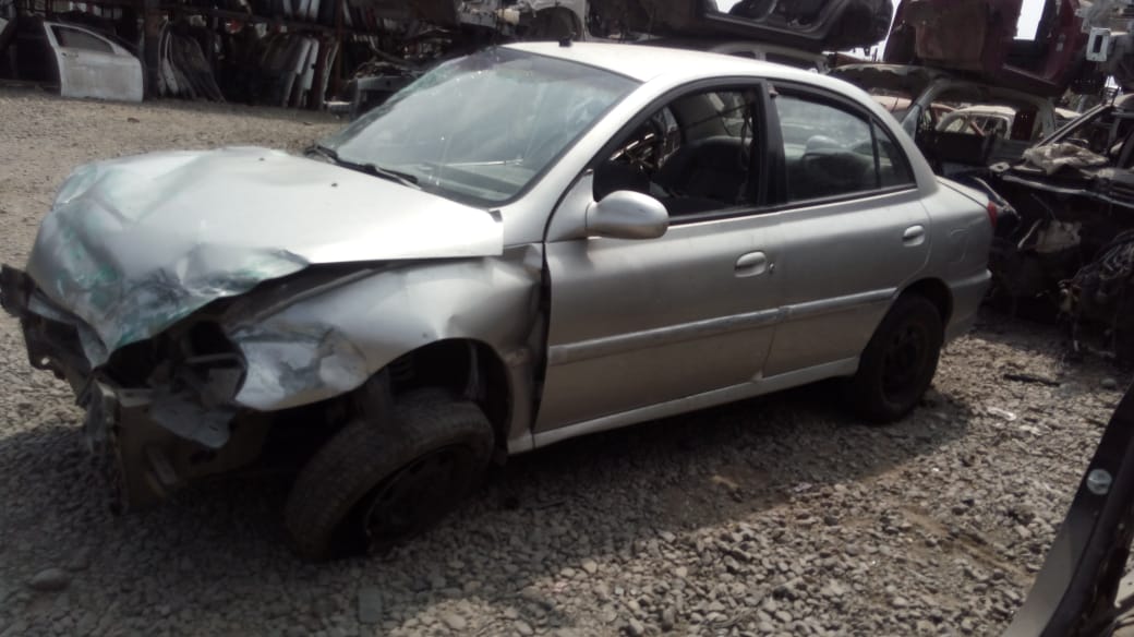  Kia RIO 2001    EN DESARME